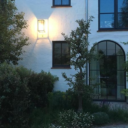 بروج The Herring'S Residence - Stylish Private Cottage With Breakfast In Historic Center - Adults-Only المظهر الخارجي الصورة