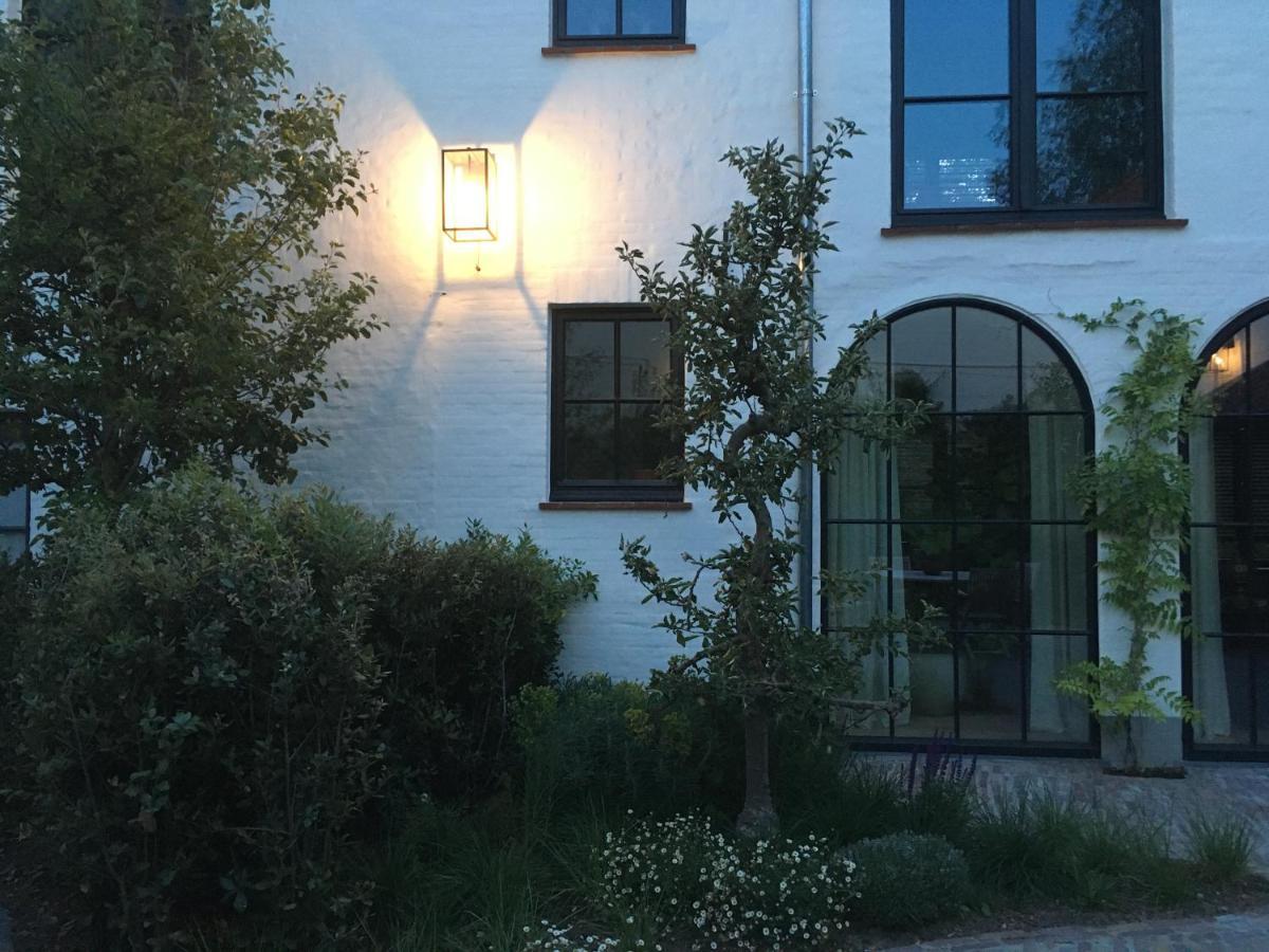 بروج The Herring'S Residence - Stylish Private Cottage With Breakfast In Historic Center - Adults-Only المظهر الخارجي الصورة