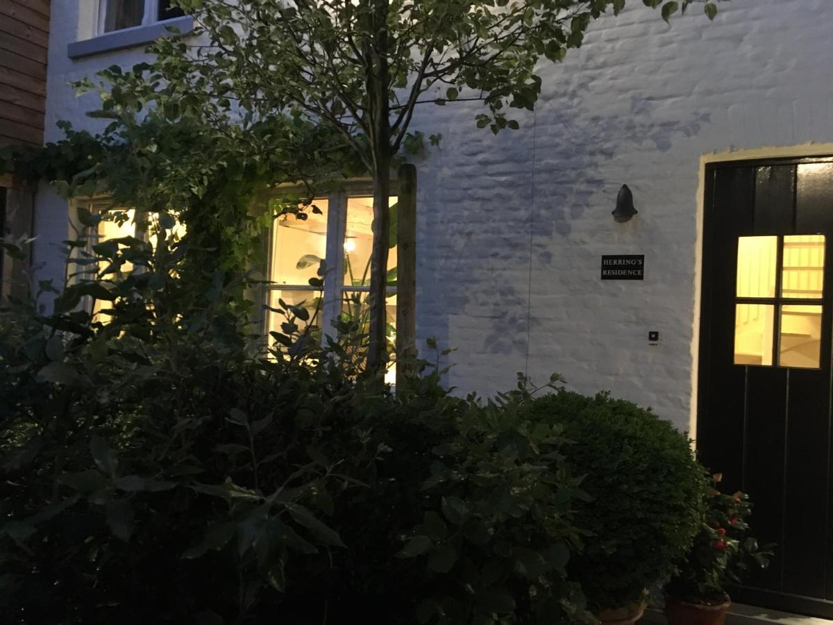 بروج The Herring'S Residence - Stylish Private Cottage With Breakfast In Historic Center - Adults-Only المظهر الخارجي الصورة